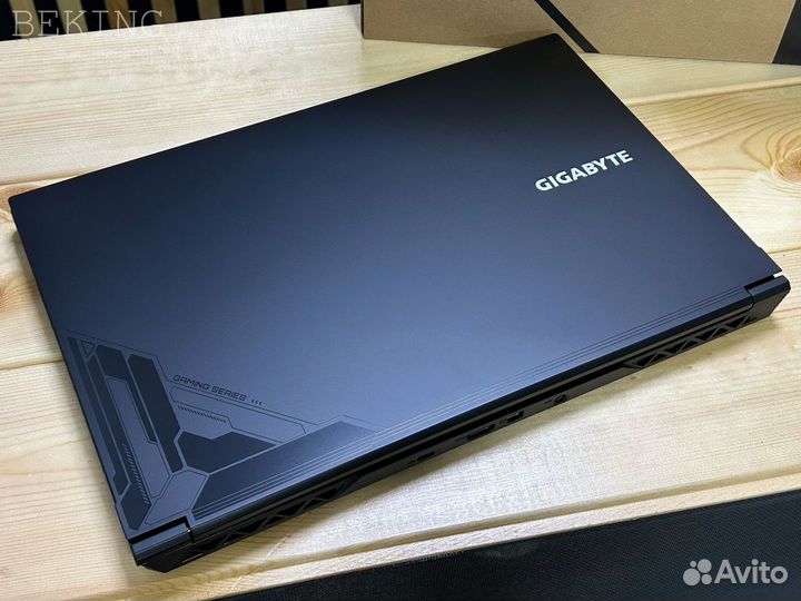 Ноутбук Gigabyte G5 KF - i5 12500H / RTX 4060