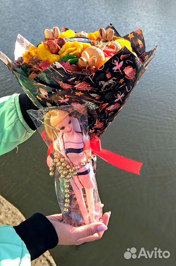 Детский букет из сухофруктов