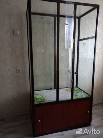 Продаю клетку для попугая