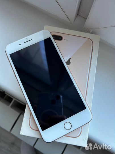 iPhone 8 Plus, 64 ГБ