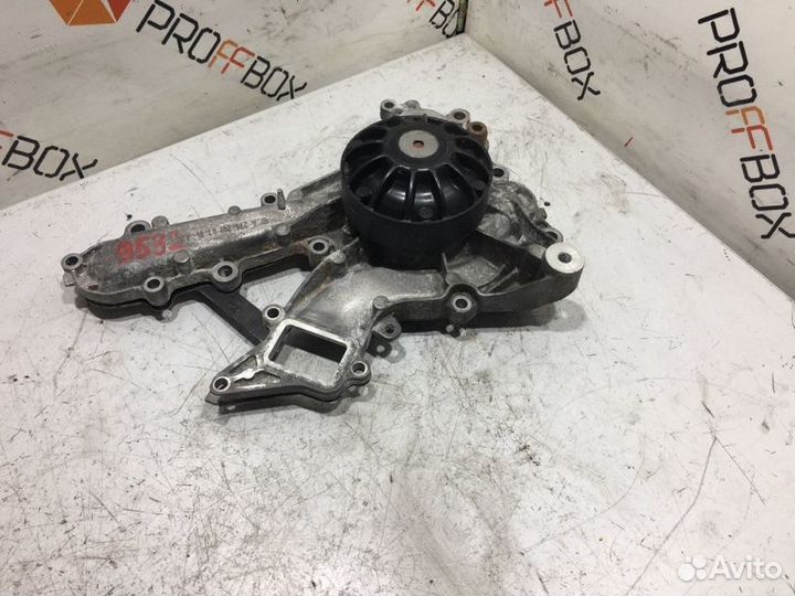 Помпа Mercedes E-Class W213 M276 3.0 turbo 2017