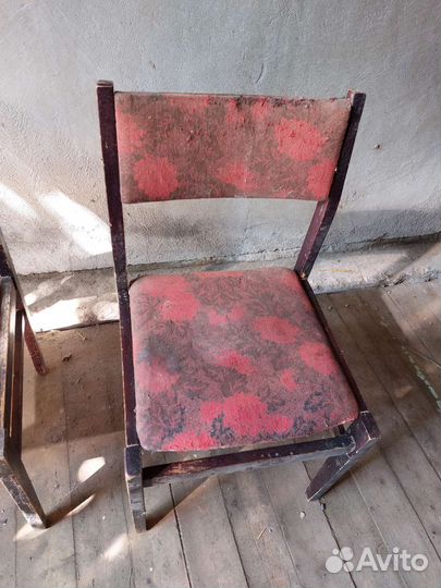 Стул деревянный советский