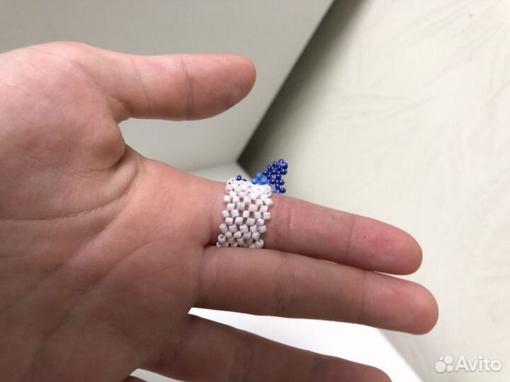 Кольцо из бисера