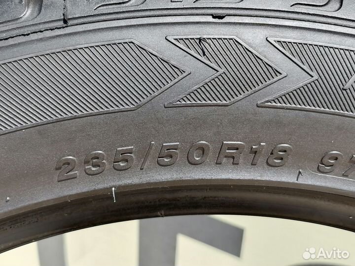 Rockstone F105 235/50 R18