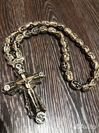 Крест ручной работы в автомобиль