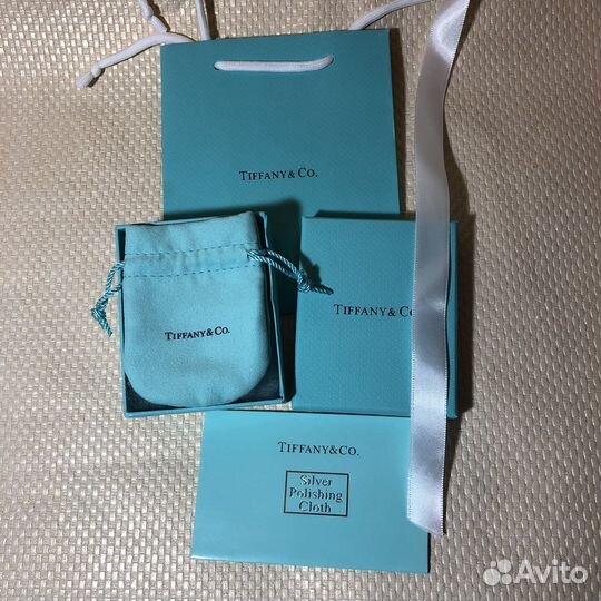 Коробка Tiffany & Co