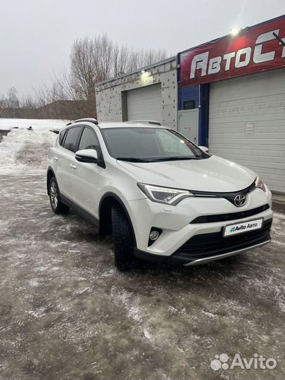 Toyota RAV4 2.0 CVT, 2015, 137 000 км