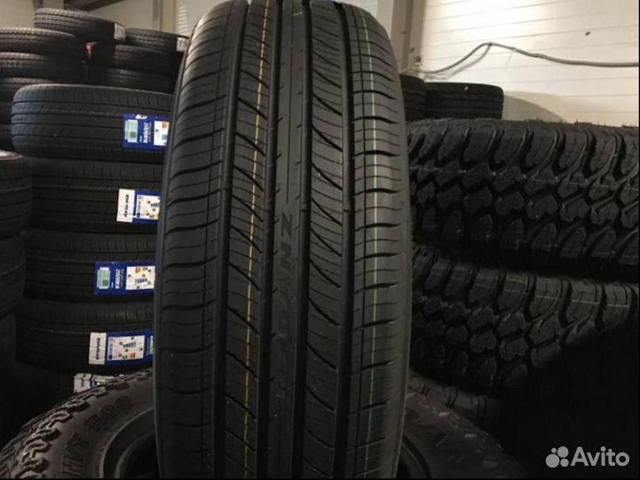 Rydanz Raleigh R06 215/55 R18 99V