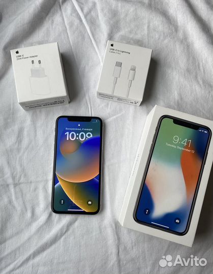 iPhone X, 64 ГБ