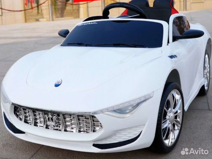 Детский электромобиль