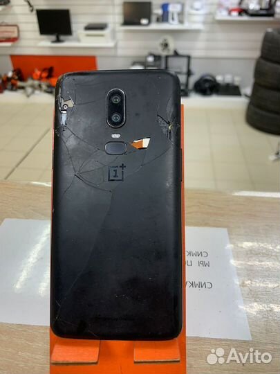 OnePlus 6, 8/128 ГБ