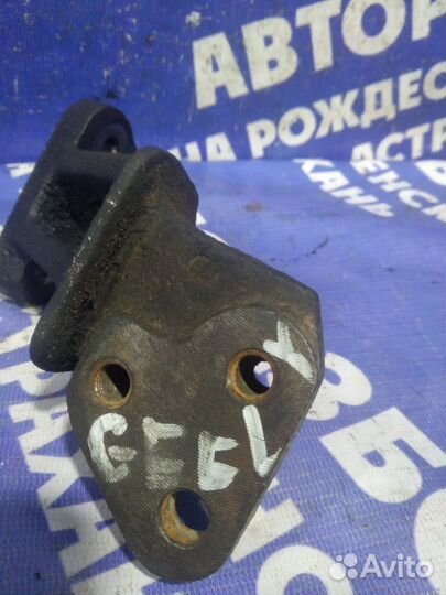 Крепление двигателя Geely Mk седан MR479QA 2011