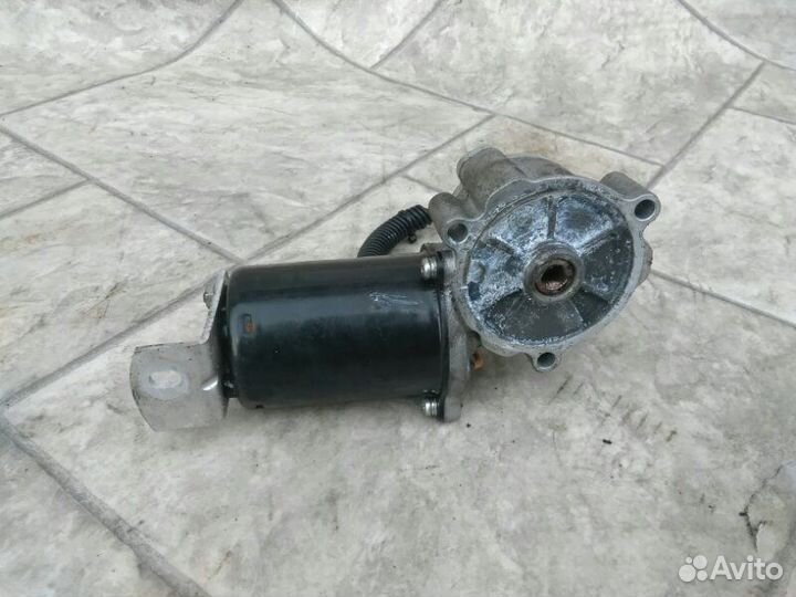 Мотор раздаточной коробки Ford Explorer U152