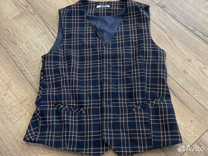 Жилетка для мальчика школьная