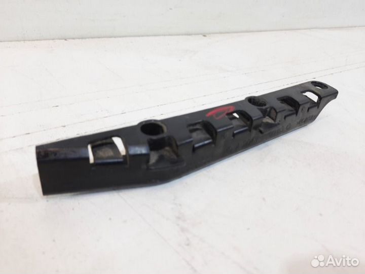 Кронштейн бампера задний левый Mercedes-Benz Glk