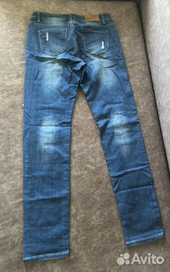 Джинсы со стразами