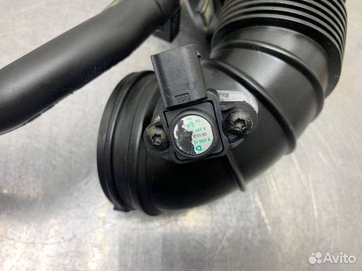 Патрубок воздушного фильтра Mercedes C-Class W204