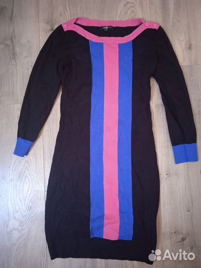 Трикотажное платье oodji. Размер 42