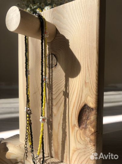 Подставка-органайзер из лиственницы