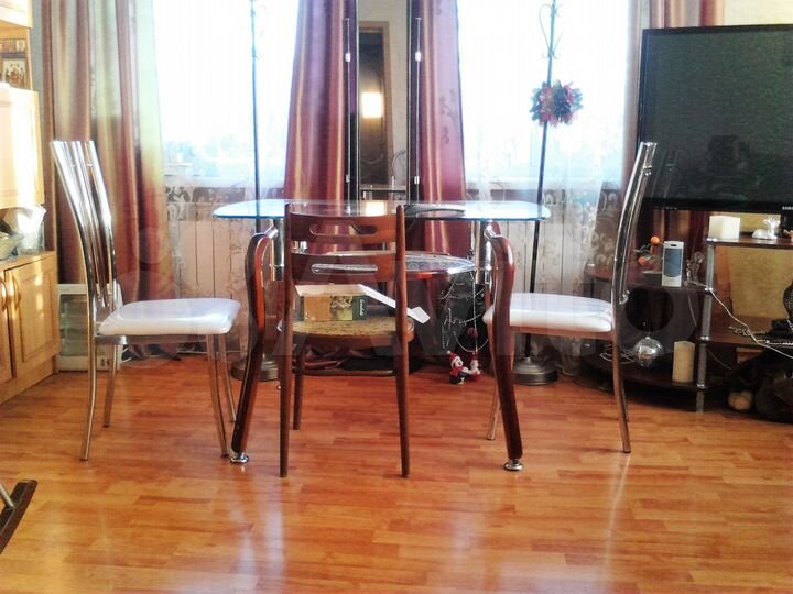 Коттедж 379 м² на участке 11 сот.