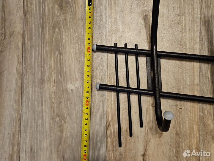 Вешалка настенная черная металлическая sheffilton