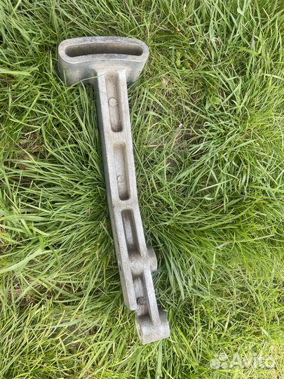 Крепление генератора Chery a13