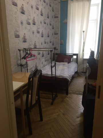 Комната 8 м² в 5-к., 4/6 эт.