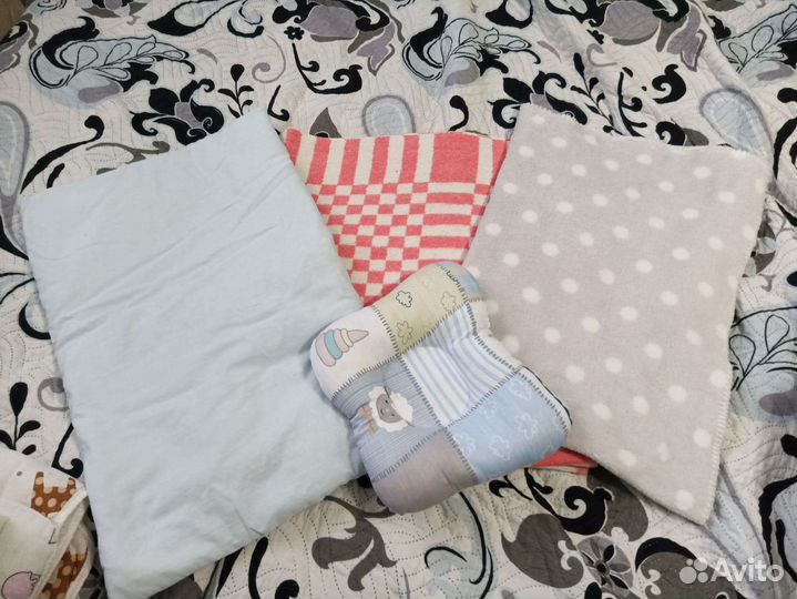 Подушки и одеяло(пледы)детские
