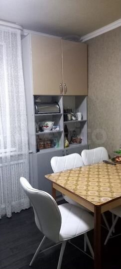 3-к. квартира, 70 м², 5/5 эт.