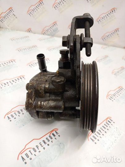 Насос гидроусилителя руля Kia Rio LEV A5D 2005