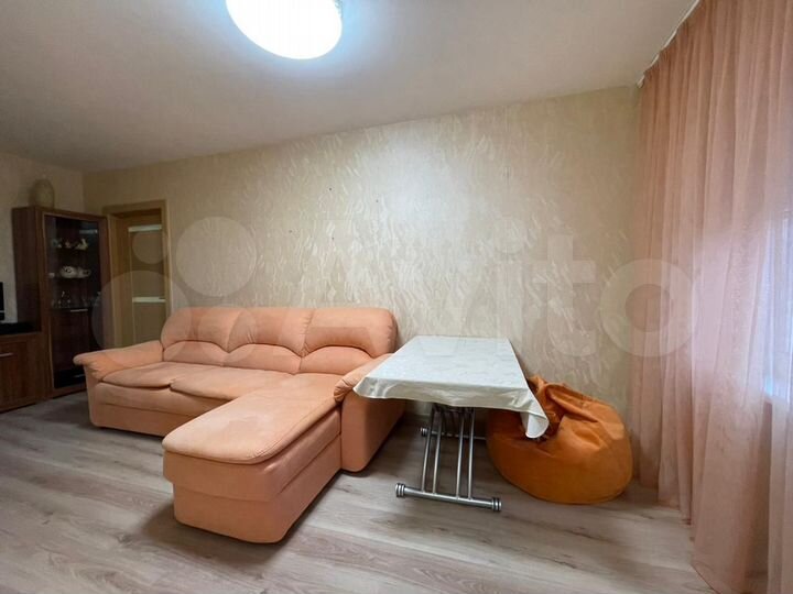 2-к. квартира, 48 м², 8/9 эт.