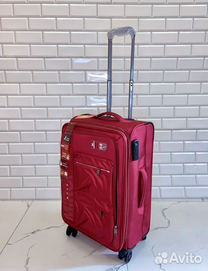 Чемодан bagbox24 Красный MIS L