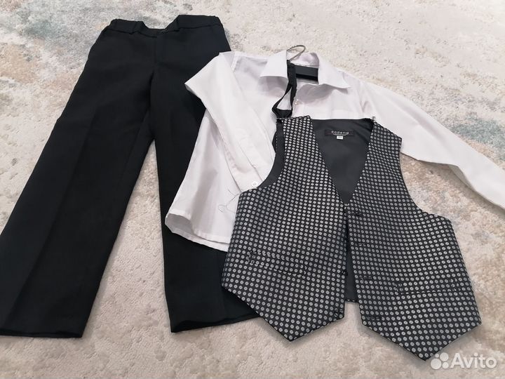 Костюм тройка детский