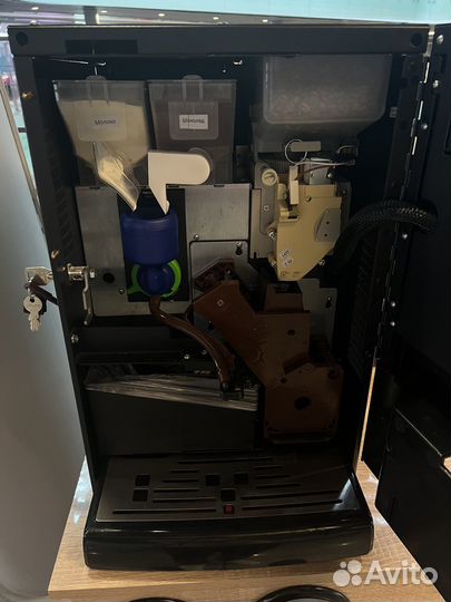 Кофейня самообслуживания Saeco