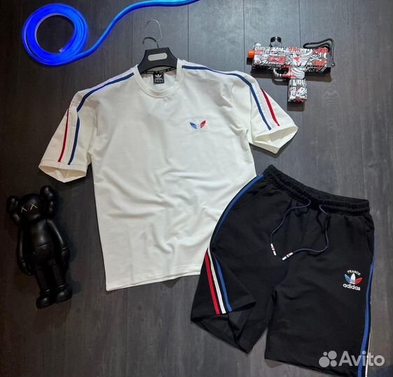 Летние костюмы Adidas / Доставка по РФ