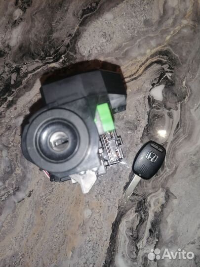 Замок зажигания Honda 39730-swa-j0
