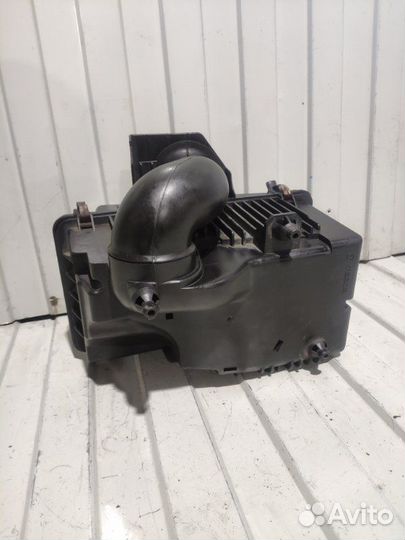 Корпус воздушного фильтра Mazda 6 Gh лифтбек 2.0