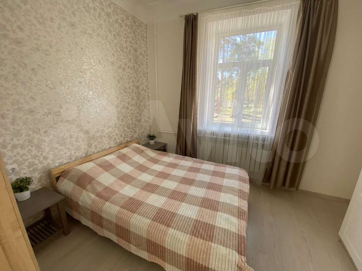 2-к. квартира, 49 м², 1/3 эт.