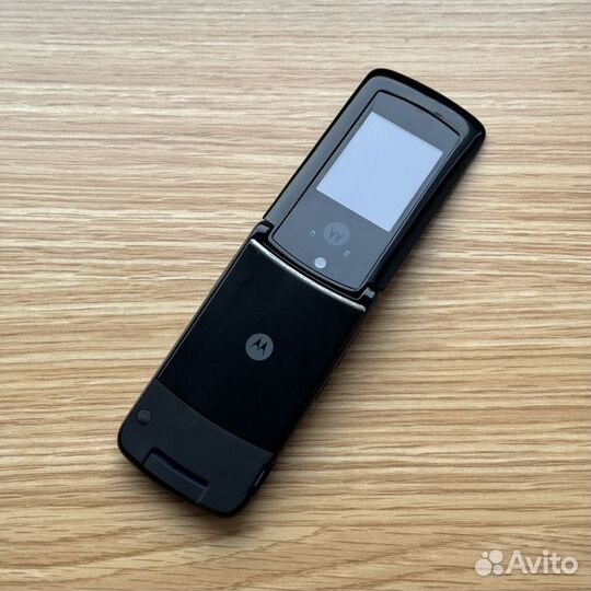 Motorola RAZR2 V9