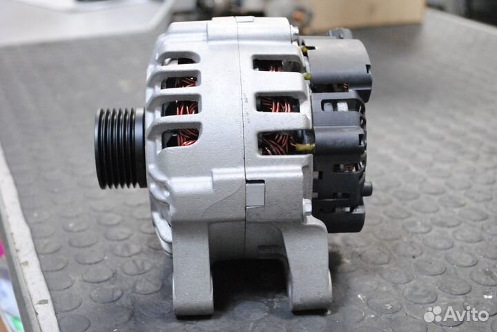 Генератор Peugeot 307, Citroen C4 1.4, 1.6 90А