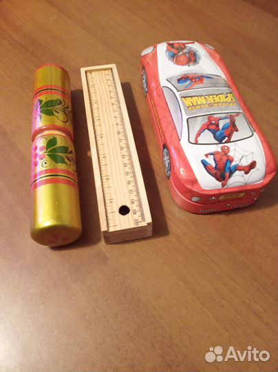 Канцелярские принадлежности для школьника