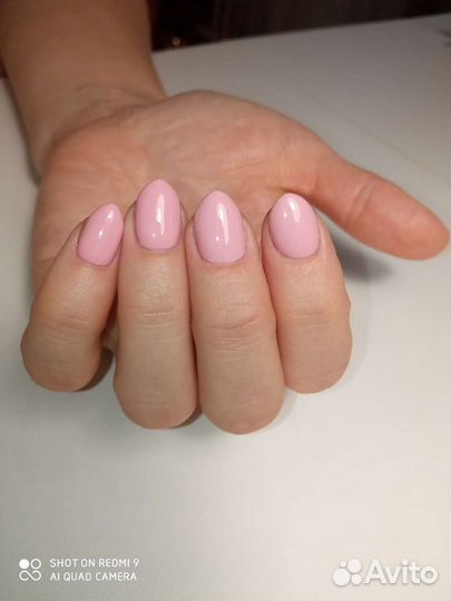 Маникюр с покрытием гель-лаком