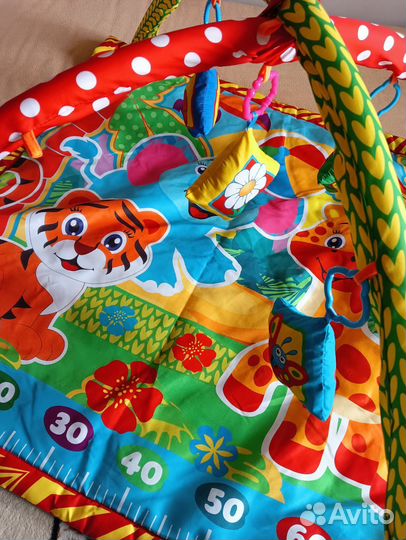 Развивающий коврик