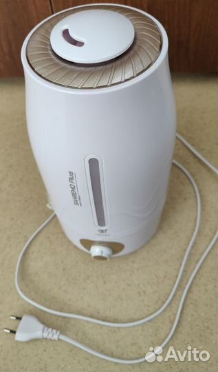 Увлажнитель и ароматизатор воздуха Royal Clima