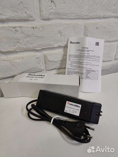 Блок питания 12В 2А