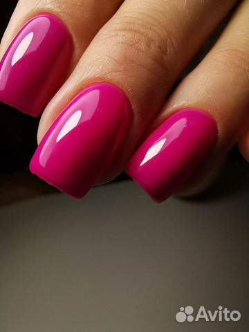 Маникюр и педикюр в мк. Покровском