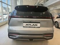 Новый Geely Atlas 2.0 AMT, 2024, цена от 2 979 990 руб.