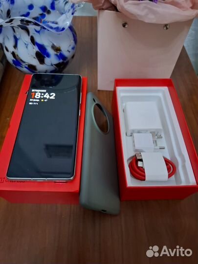 OnePlus Ace 3 Pro, 12/256 ГБ