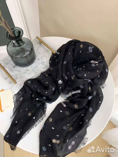 Платок Chanelнатуральный шелк + модал.1,40/1,40