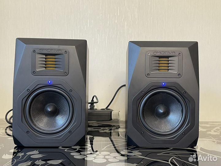 Студийные мониторы Emotiva Airmotiv 5s